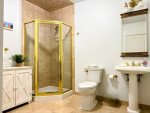 Freshen up in this thoughtfully styled bath.